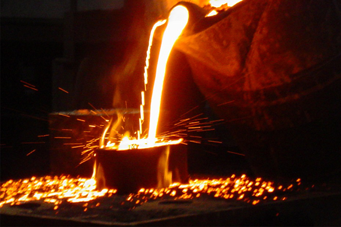 bronze artistic foundry realizing sculptures