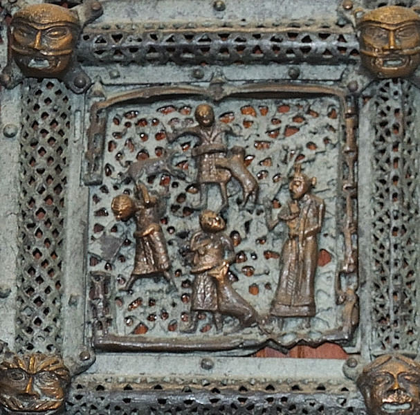 formelle portale di  san zeno cacciata dal tempio
