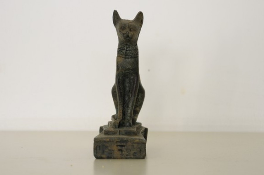 arte bronzo - scultura in bronzo divinità egizia