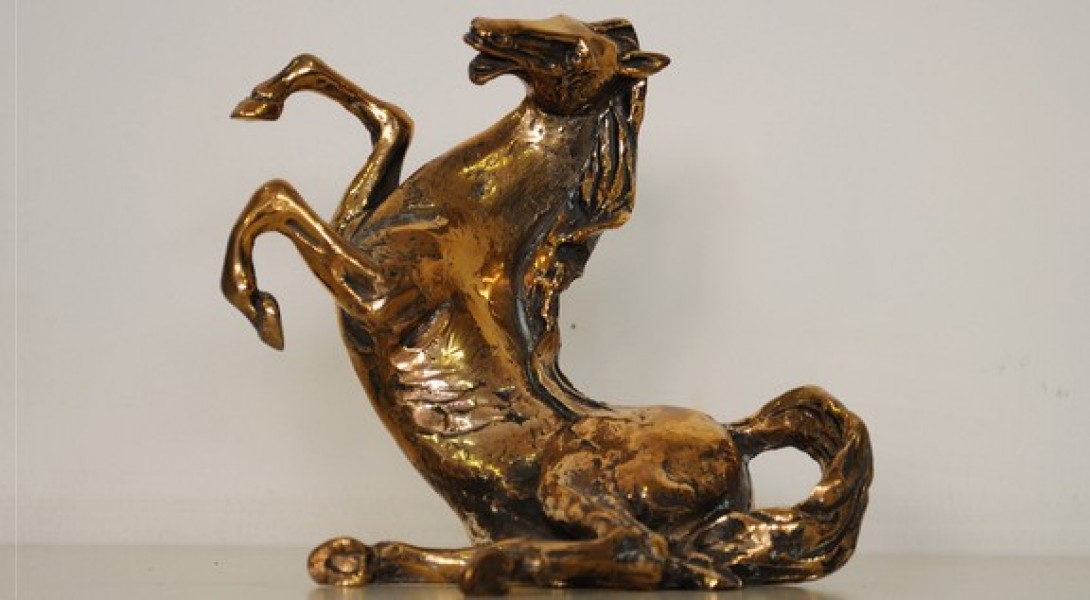 arte bronzo - cavallo in bronzo dorato